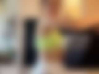 Live cam show with CodiMckone - Moaning on CamClone