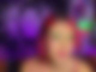 Live cam show with Bella Cherry - New Brown Eyes on Camsoda