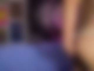Bella Cherry's Live Sex Cam Show