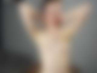 Live cam show with GidgetTroha - Brown Hair on sexytreat.net