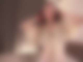 Live cam show with GidgetTroha - Average on Camsoda