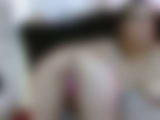 Iris-bloom69's Live Sex Cam Show