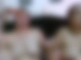 Iris-bloom69's Live Sex Cam Show