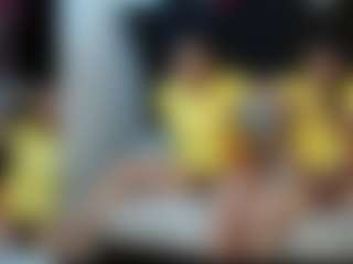Iris-bloom69's Live Sex Cam Show
