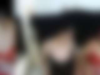 Iris-bloom69's Live Sex Cam Show