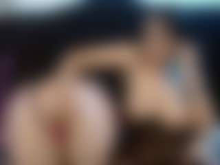 Iris-bloom69's Live Sex Cam Show
