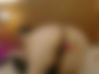 Iris-bloom69's Live Sex Cam Show