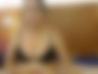 Iris-bloom69's Live Sex Cam Show