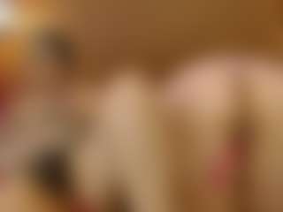 Iris-bloom69's Live Sex Cam Show