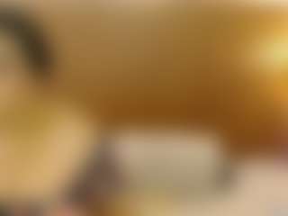 Live cam show with Iris-bloom69 - Lovense on friskycurves.com