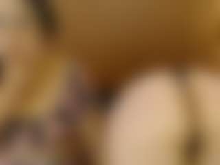 Live cam show with Iris-bloom69 - Cum on Latina Girls