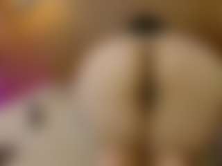 Live cam show with Iris-bloom69 - Lush on Camsoda