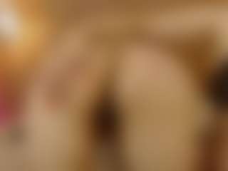 Live cam show with Iris-bloom69 - Natural on StripNow