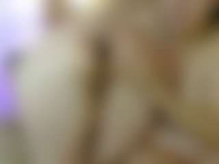 Iris-bloom69's Live Sex Cam Show