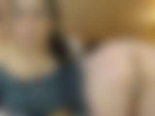 Live cam show with Iris-bloom69 - Tease on AdultVida.com
