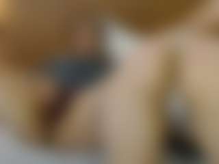 Live cam show with Iris-bloom69 - Strip on Cam Slut