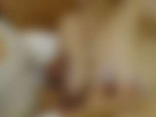 Live cam show with Iris-bloom69 - HD on Chatstar