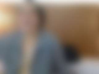 Live cam show with Iris-bloom69 - Drinking on Camsoda