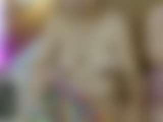 Live cam show with Iris-bloom69 - Lush on Camsoda