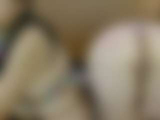 Iris-bloom69's Live Sex Cam Show