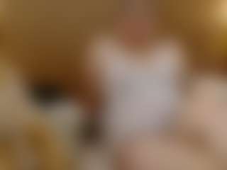 Iris-bloom69's Live Sex Cam Show
