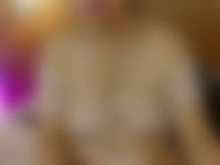 Iris-bloom69's Live Sex Cam Show