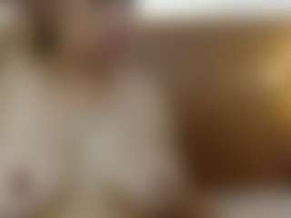Iris-bloom69's Live Sex Cam Show