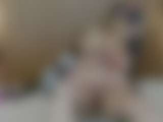 Iris-bloom69's Live Sex Cam Show