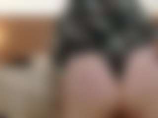Live cam show with Iris-bloom69 - Tease on thefappeningchat.com