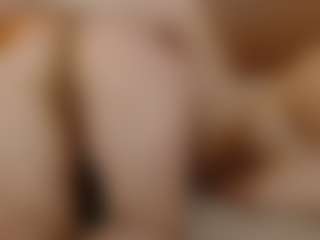 Live cam show with Iris-bloom69 - Twerk on Camsoda