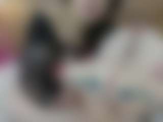 Live cam show with Iris-bloom69 - Twerk on Camsoda