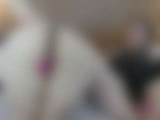 Iris-bloom69's Live Sex Cam Show