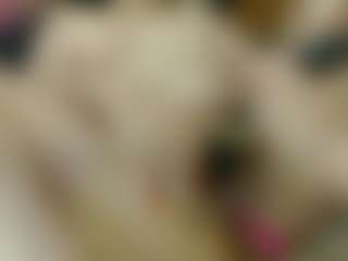 Iris-bloom69's Live Sex Cam Show