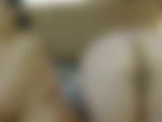 Live cam show with Iris-bloom69 - Twerk on Camsoda