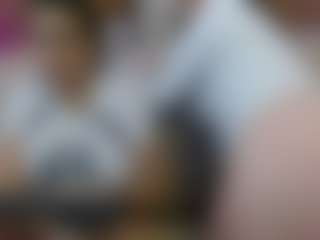 Iris-bloom69's Live Sex Cam Show
