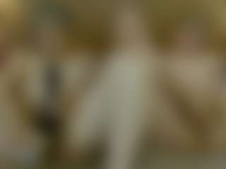 Live cam show with Iris-bloom69 - Drinking on CamClone