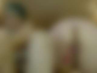 Iris-bloom69's Live Sex Cam Show