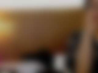 Live cam show with Iris-bloom69 - Twerk on CamSodaAdn