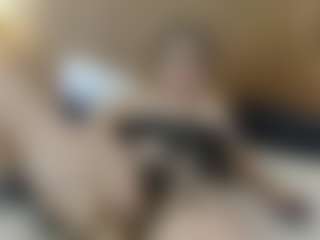 Iris-bloom69's Live Sex Cam Show