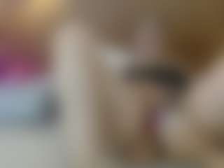 Iris-bloom69's Live Sex Cam Show
