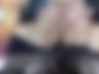 Live cam show with Iris-bloom69 - Tease on CamClone