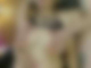 Live cam show with Iris-bloom69 - Blowjob on Camsoda