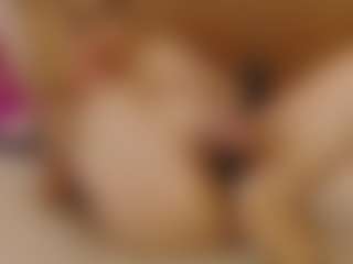 Live cam show with Iris-bloom69 - Twerk on Camsoda