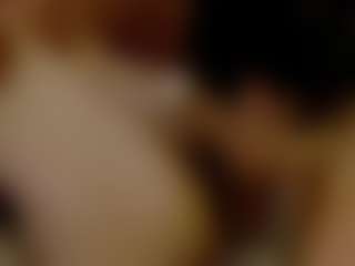 Live cam show with Iris-bloom69 - Strip on Camsoda
