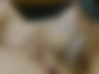 Live cam show with Iris-bloom69 - Middle Aged on PervPlay.com