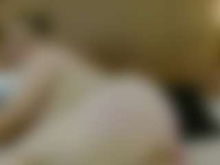 Iris-bloom69's Live Sex Cam Show
