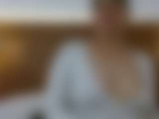 Iris-bloom69's Live Sex Cam Show