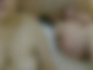 Iris-bloom69's Live Sex Cam Show