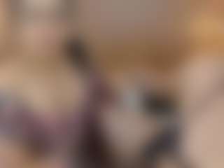 Live cam show with Iris-bloom69 - Orgasm on Camsoda