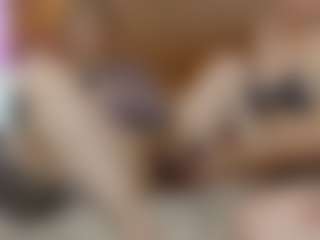 Iris-bloom69's Live Sex Cam Show